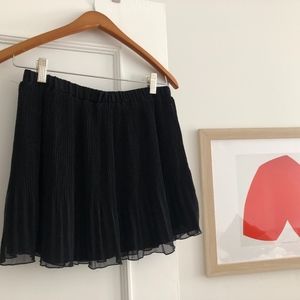 Aritzia Talula Black Mini Skirt